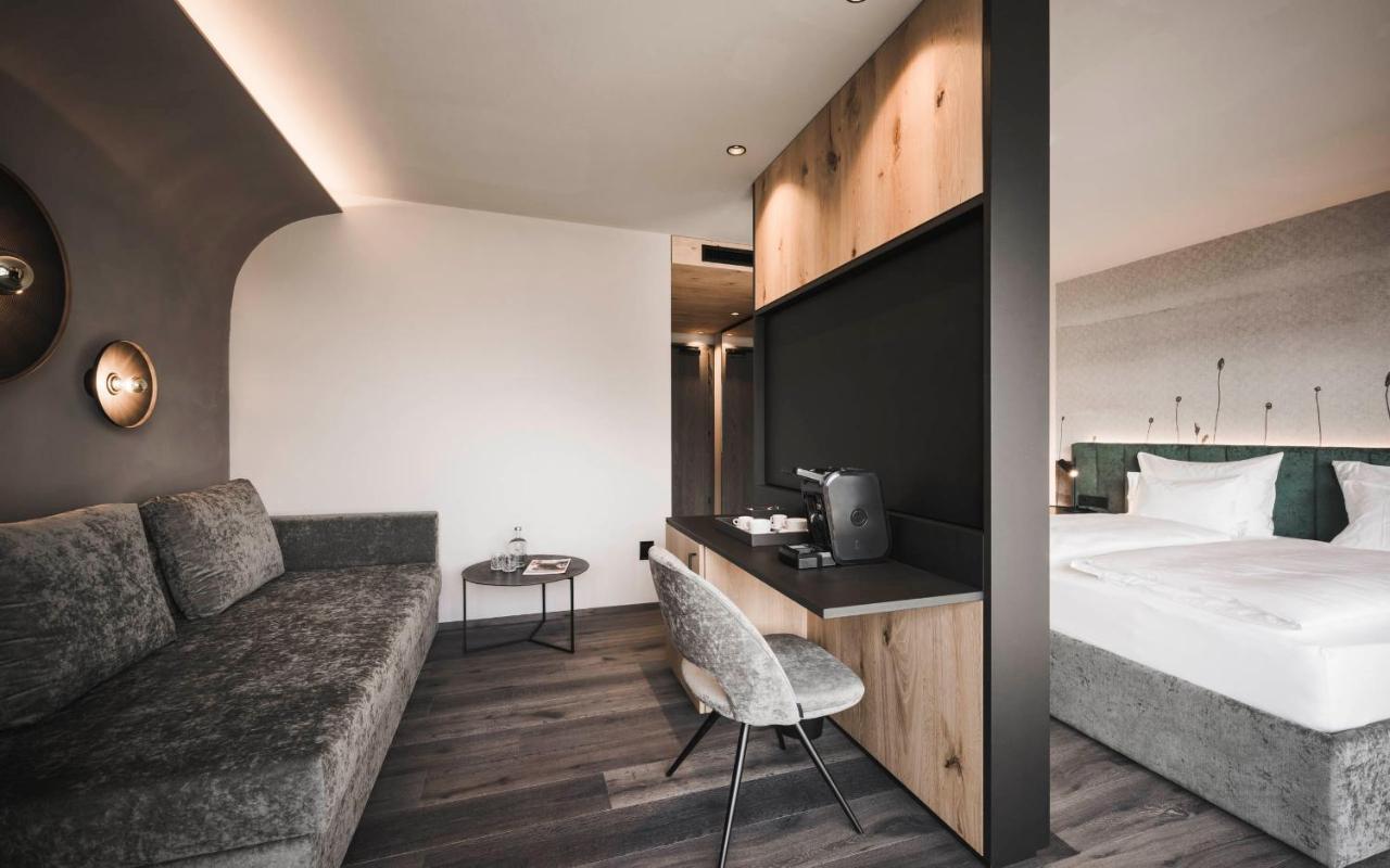 Somvita Suites Tirolo Exterior photo