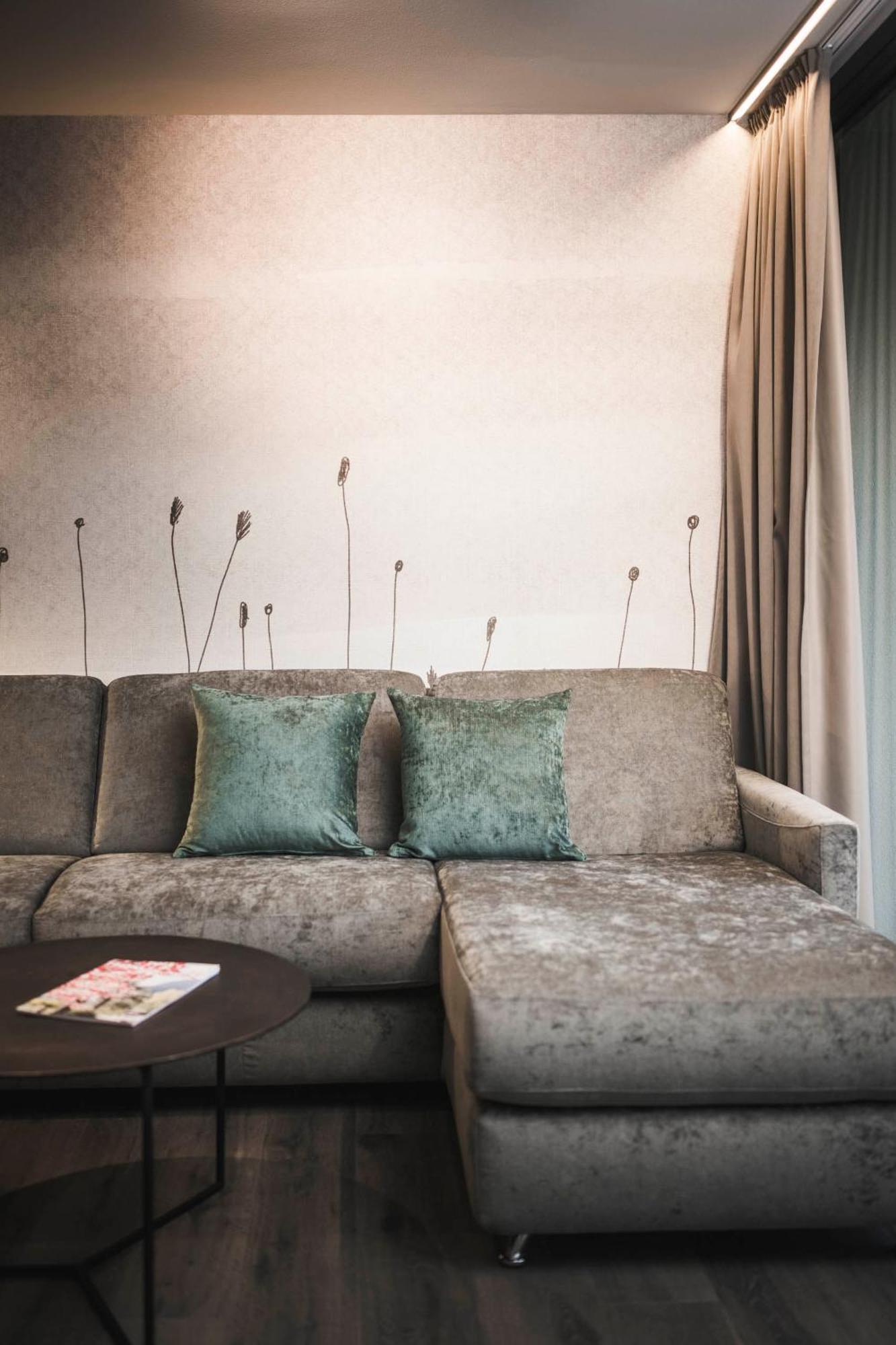Somvita Suites Tirolo Exterior photo